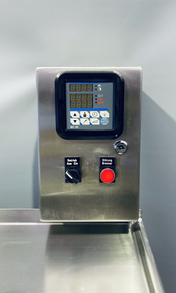 Visser goes occassion Bastra 2000 Plus 300L kokketel - VERKOCHT