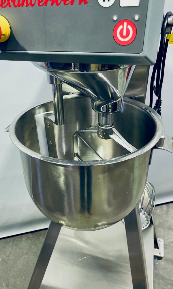 Visser goes occassion Bear Varimixer planeetmenger