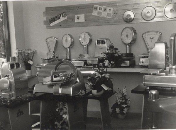 Visser goes in 1949